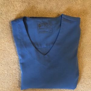 Figs Ceil Blue Scrub Top